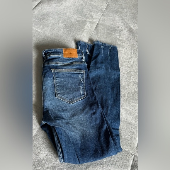 Zara mid waist jeans size 2 - Picture 6 of 7